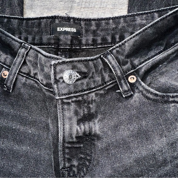 NWOT Express modern straight low rise black jeans women’s size 2 short - Picture 4 of 16